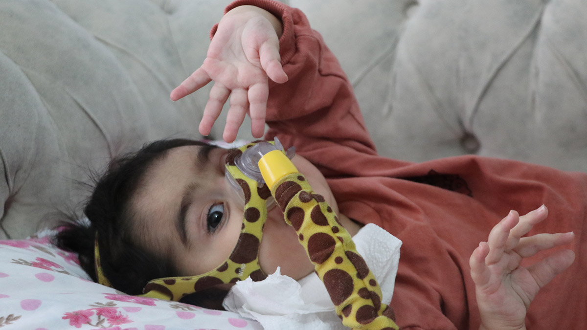 SMA'lı Berinay’ın Dubai'deki tedavisi yarım kaldı