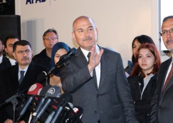 'Deprem Anı Çök-Kapan-Tutun ve Tahliye Tatbikatı' düzenlendi