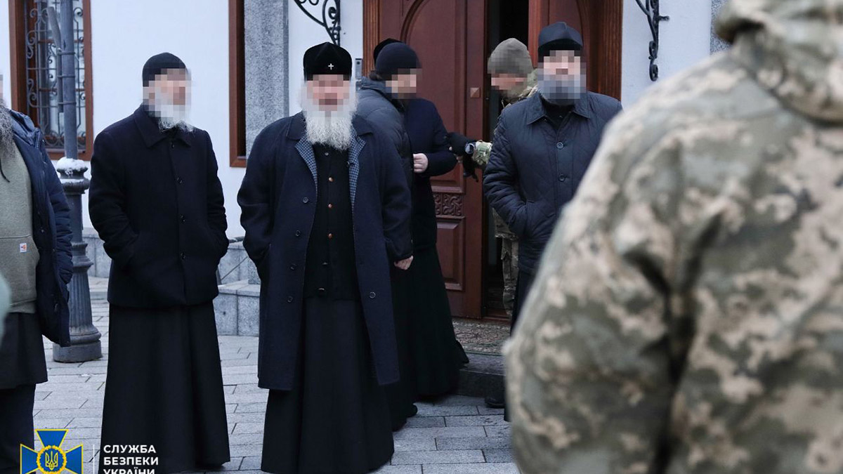 Ortodoks Hristiyan manastırına baskın