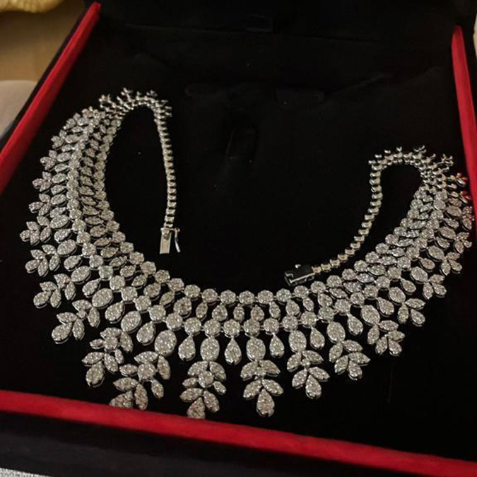 Ünlü modacının 4 milyon TL'lik mücevheri çalındı