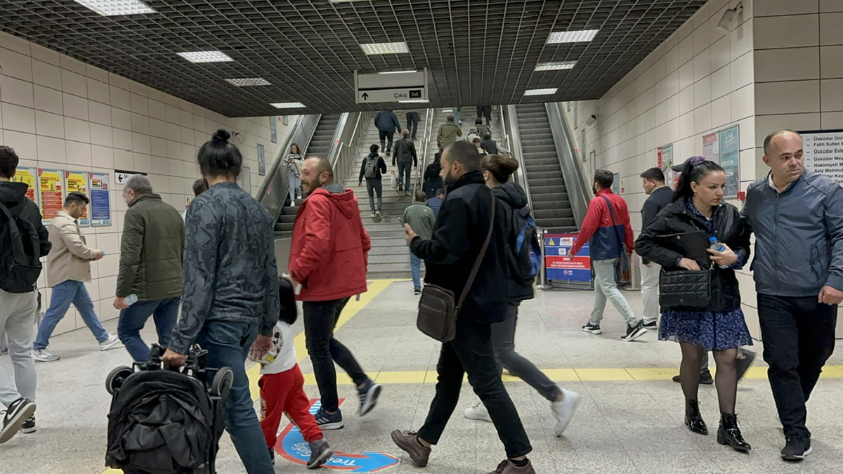 Üsküdar Marmaray İstasyonu'nda yanlış alarm