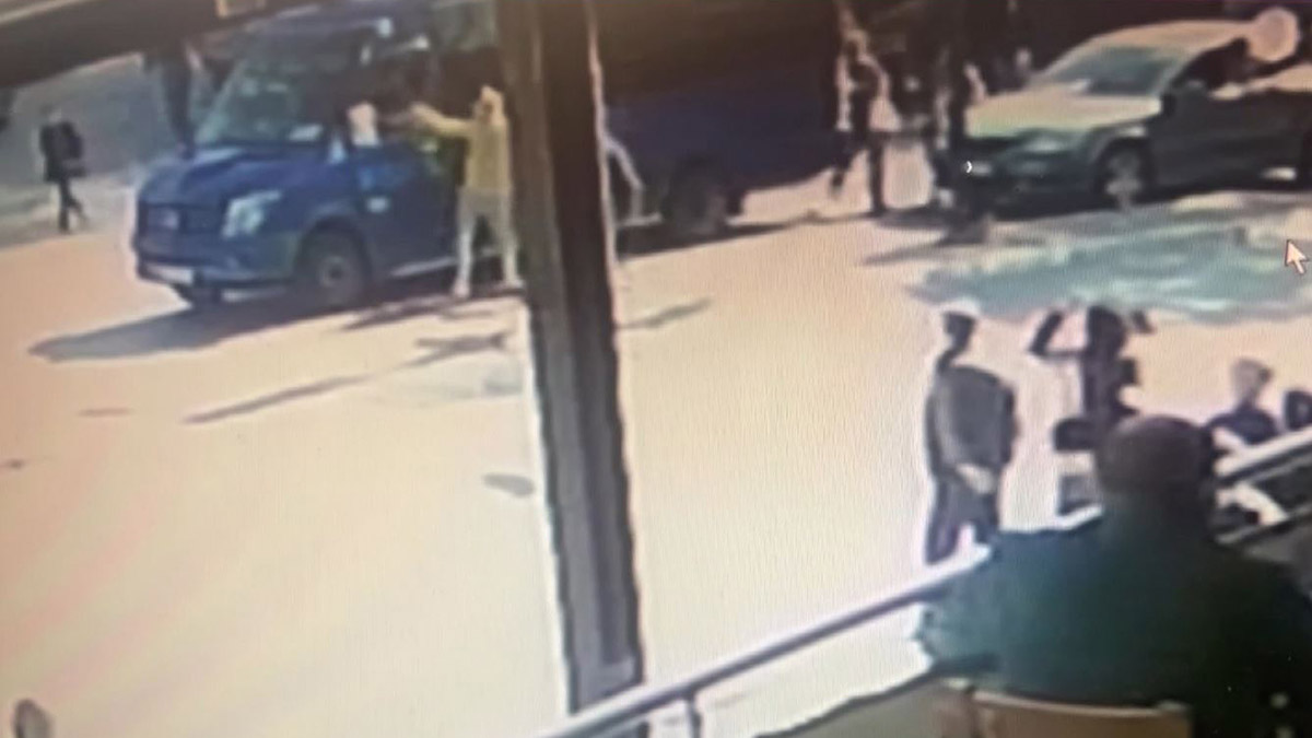 yol verme kavgasında baltalı saldırı