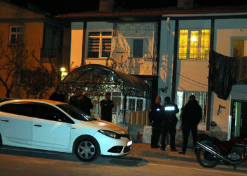Pompalı tüfekle vurularak ağır yaralandı