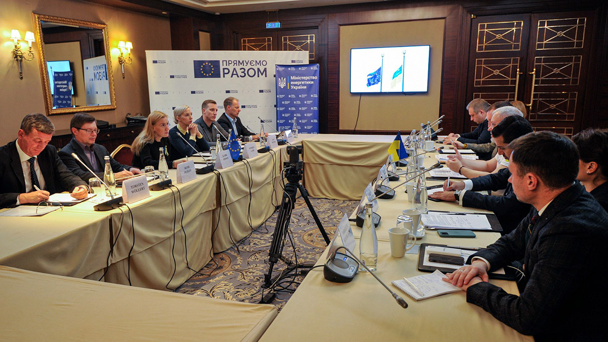 Zelenski ile Macron arasında iş birliği