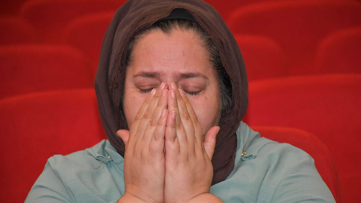 15 yıllık ev hayali gerçek olunca, gözyaşlarını tutamadı