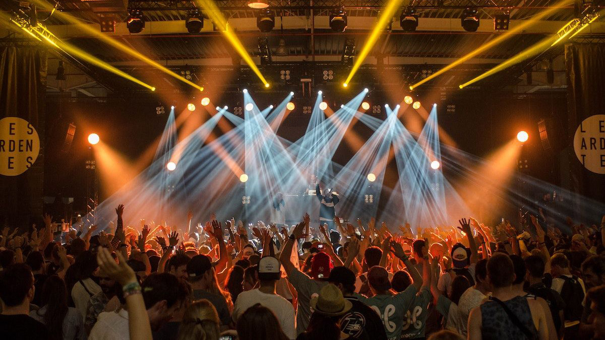 Müzik ve tiyatro sahnelerinin 2022'deki en'leri açıklandı