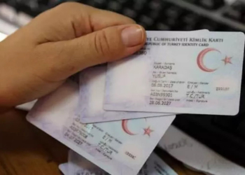 221 bin 671 Suriyeli Türk vatandaşlığı aldı