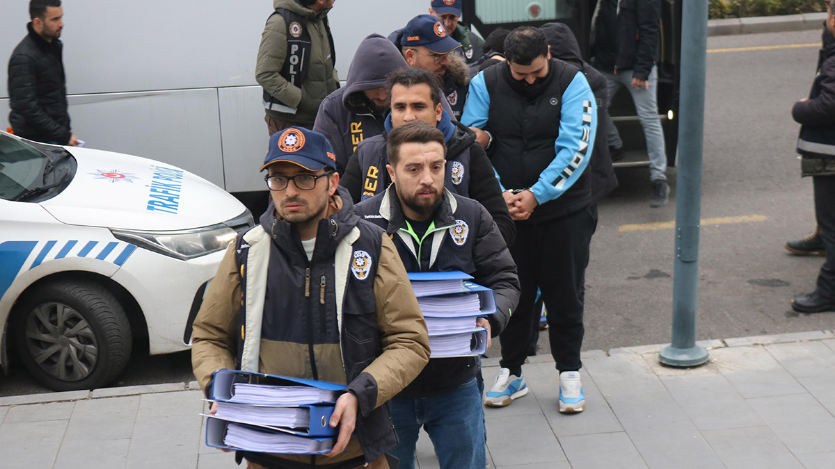 50 milyon liralık dolandırıcılık şüphelileri adliyede