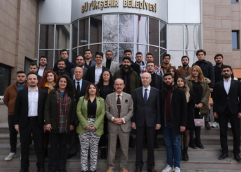 Asla karamsar olmayın