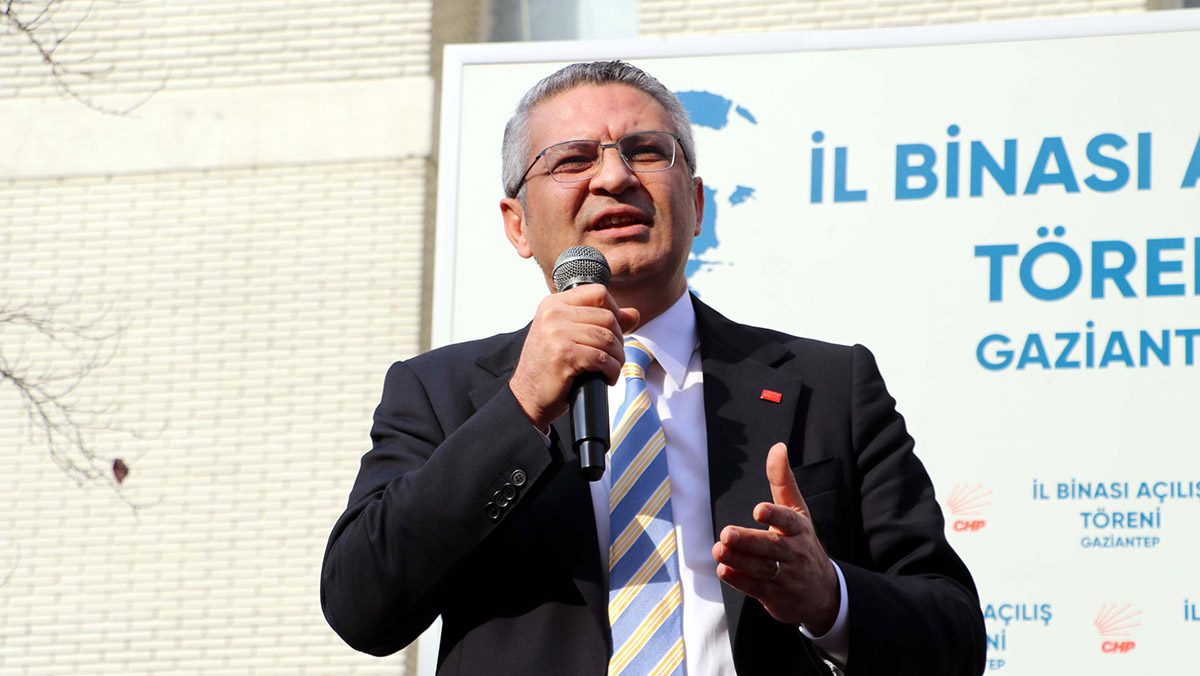 Adayı cumhurbaşkanı yapmak boynumuzun borcu