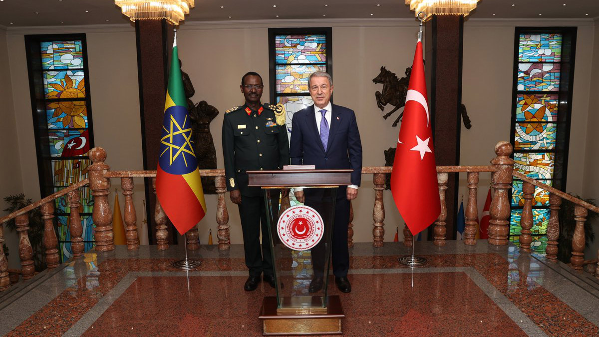 Akar, Etiyopya Genelkurmay Başkanı ile görüştü