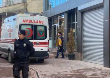 Apartta 2 gencin cesedi bulundu