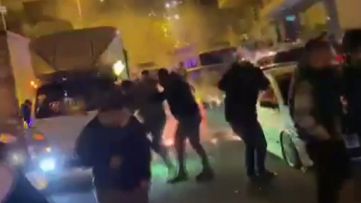 Asker eğlencesinde patlayan havai fişek dehşet saçtı