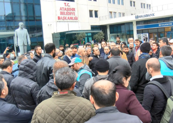Ataşehir Belediyesi önünde işçi eylemi