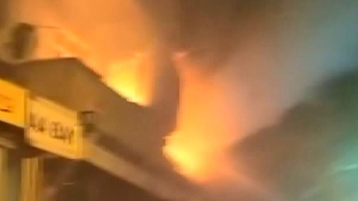 Avcılar'da ev sahibiyle tartışan kiracı evi yaktı