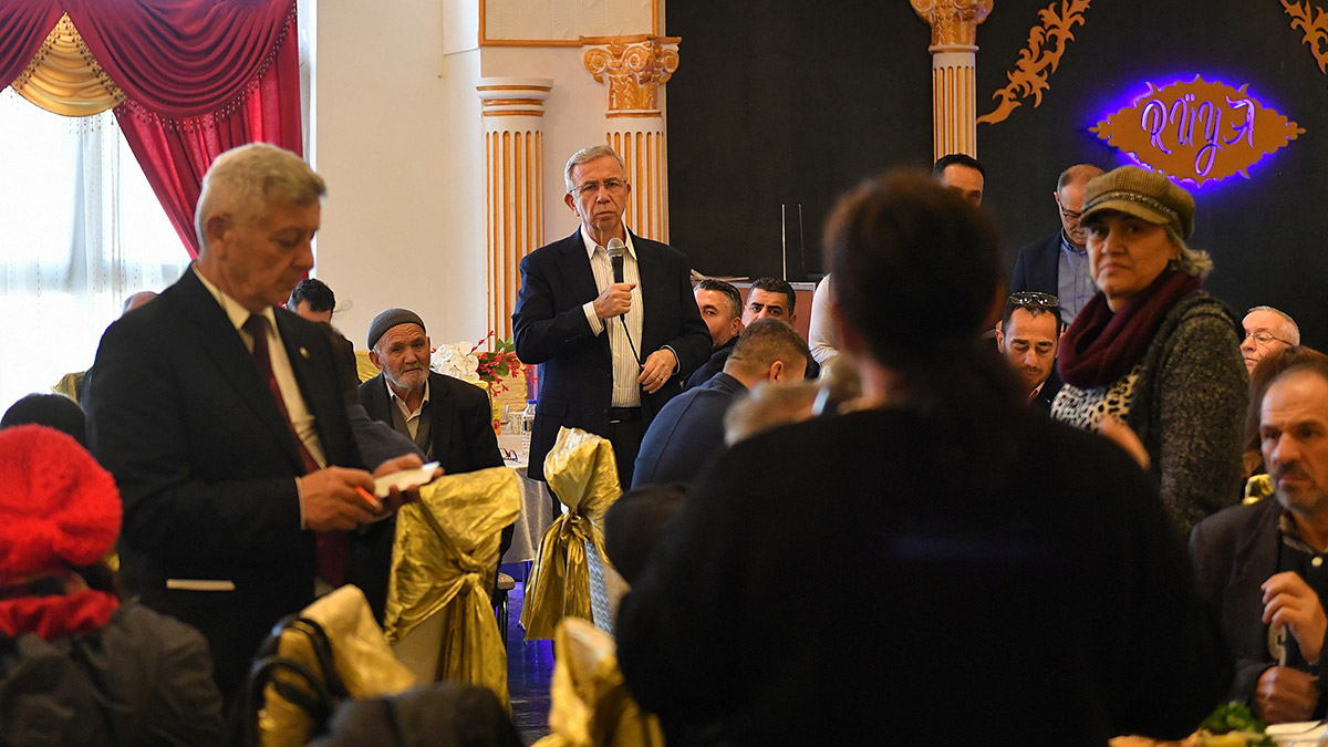 Mansur Yavaş Karacaören'de vatandaşlarla buluştu