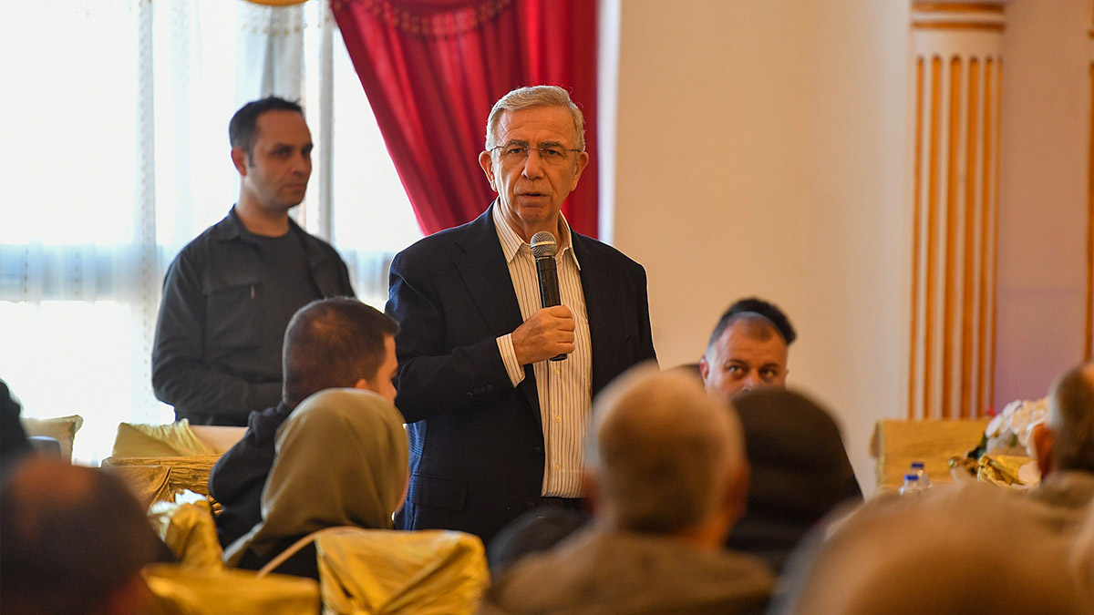 Mansur Yavaş Karacaören'de vatandaşlarla buluştu