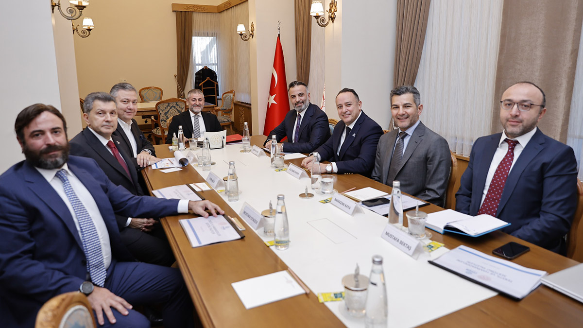 Bakan Nebati, İTHİB üyeleri ile görüştü