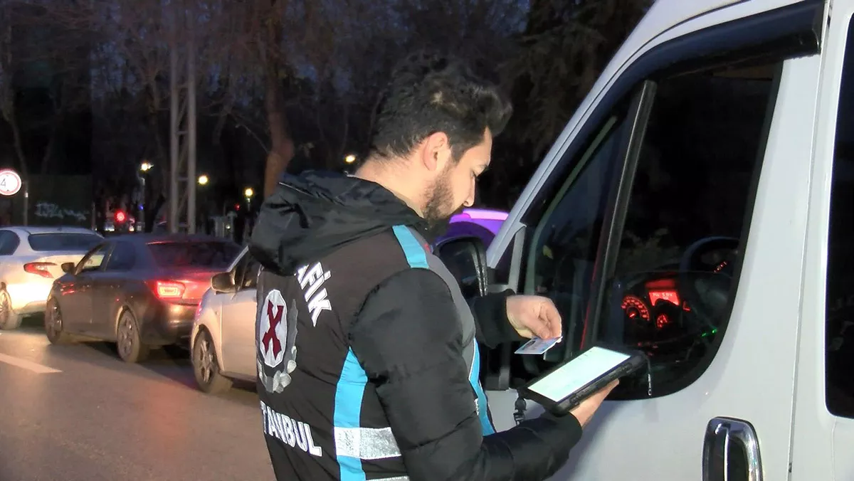 Bakırköy'de servis şoförlerine ceza yağdı