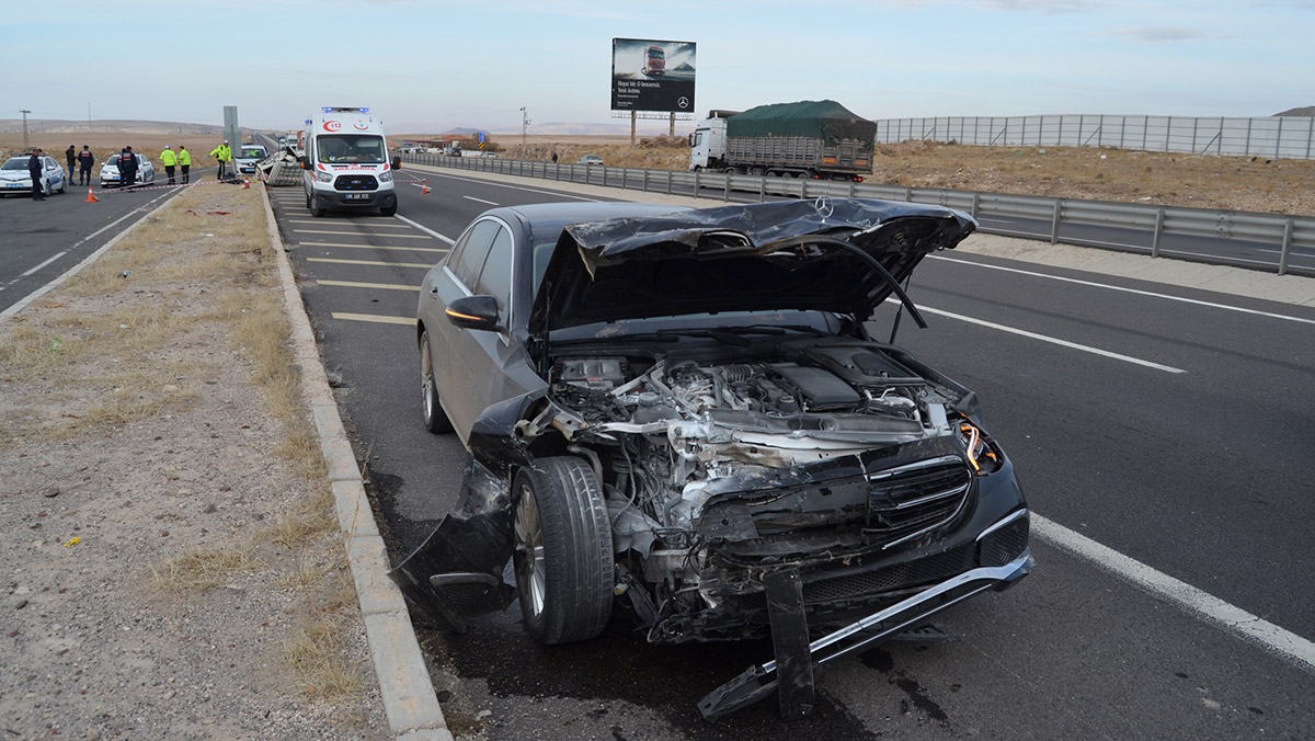 Belediye başkanının aracı kaza yaptı; 1 ölü, 3 yaralı