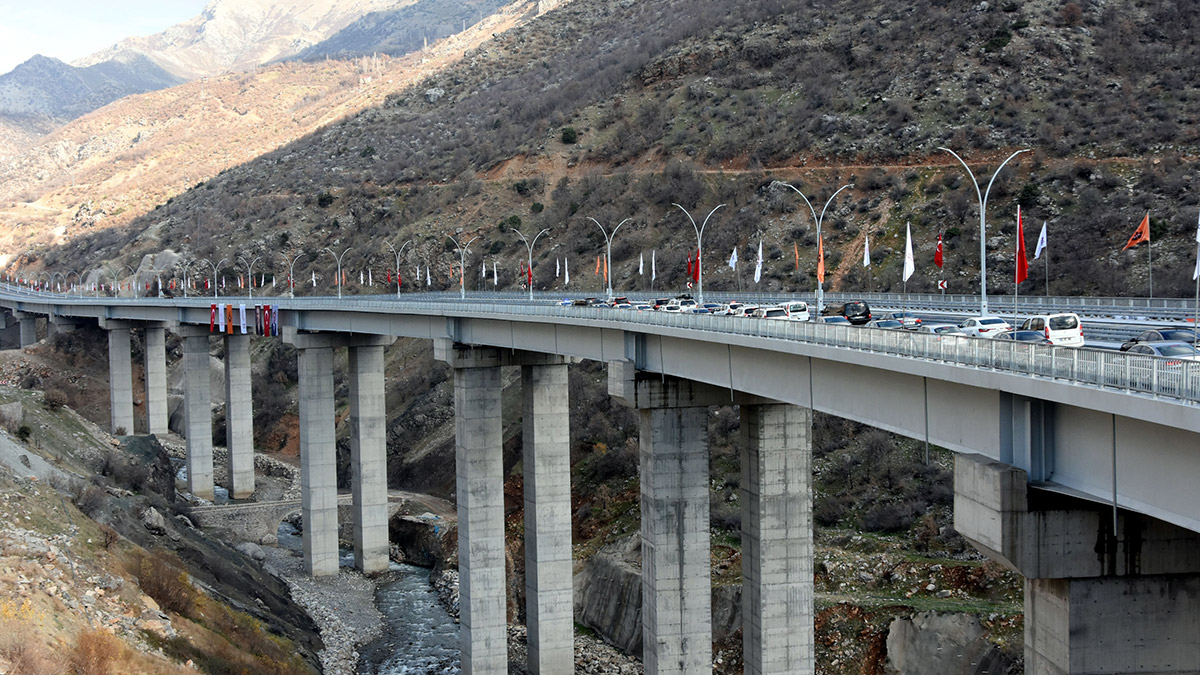 Bitlis Çayı Viyadüğü, trafiğe açıldı