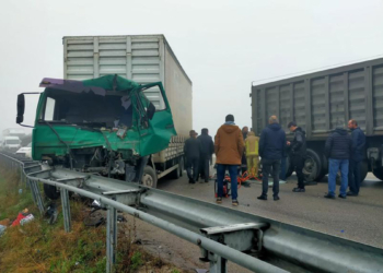 Bursa'da 22 aracın karıştığı kazada 6 kişi yaralandı