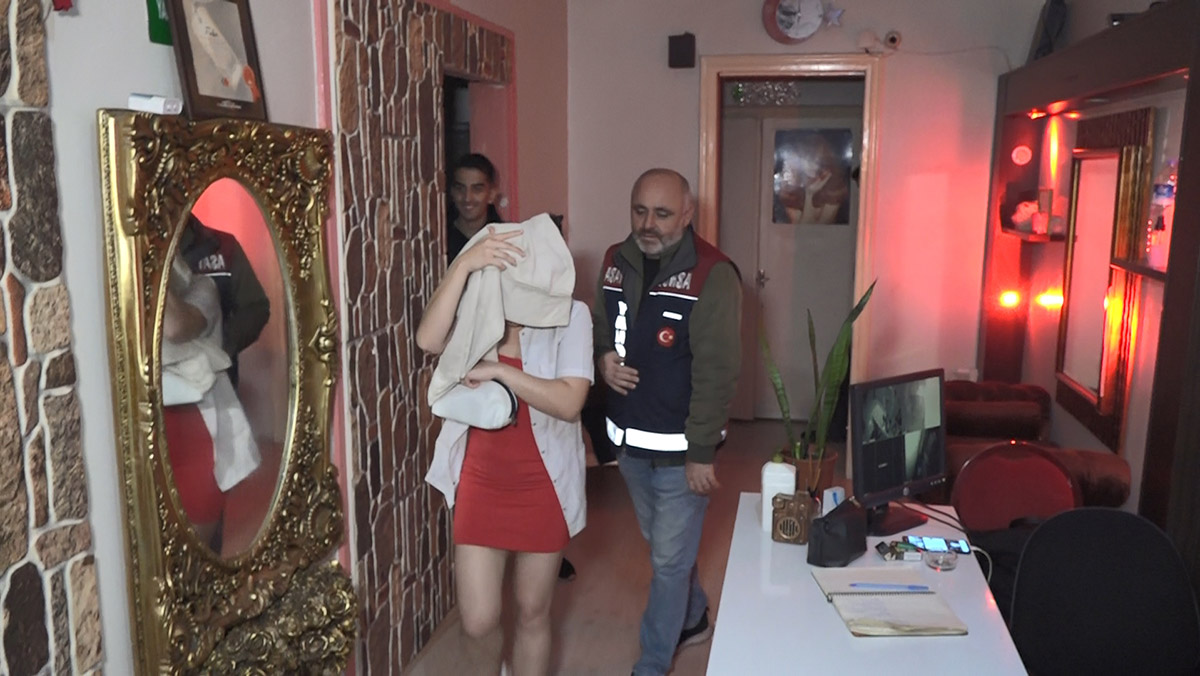 Bursa'da masaj salonlarında fuhuş denetimi