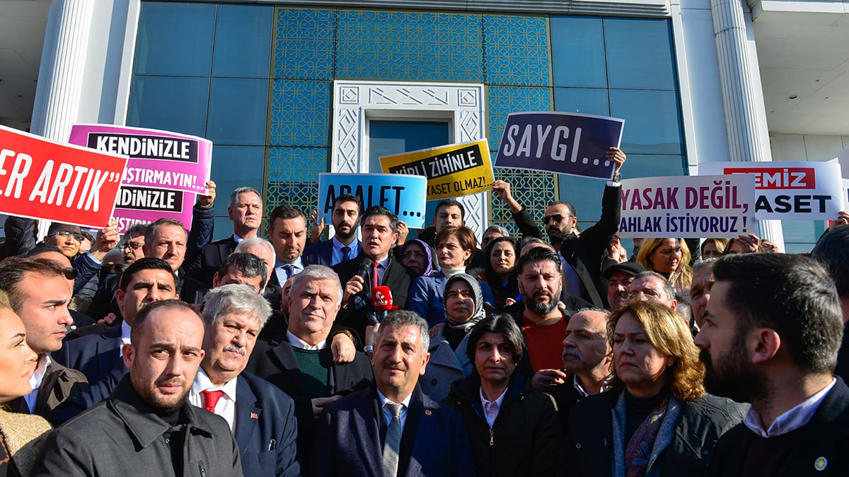 CHP ve İYİ Parti'den Tuzla'da protesto 