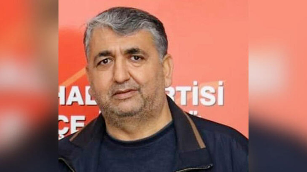 CHP'li Yavuz Demir'i darbeden 2 kişi teslim oldu 