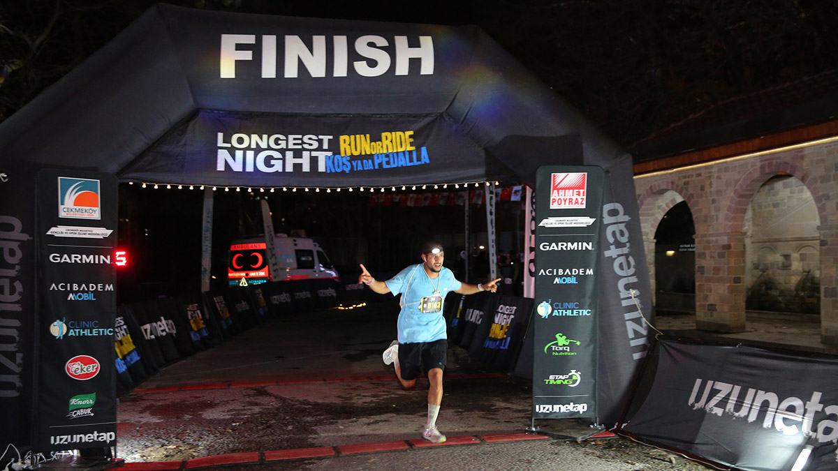 Çekmeköy’de ‘en uzun gece’ koşusu yapıldı