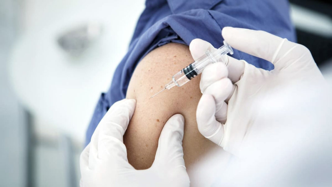Covid-19 ve grip aşısıyla korunmak gerek