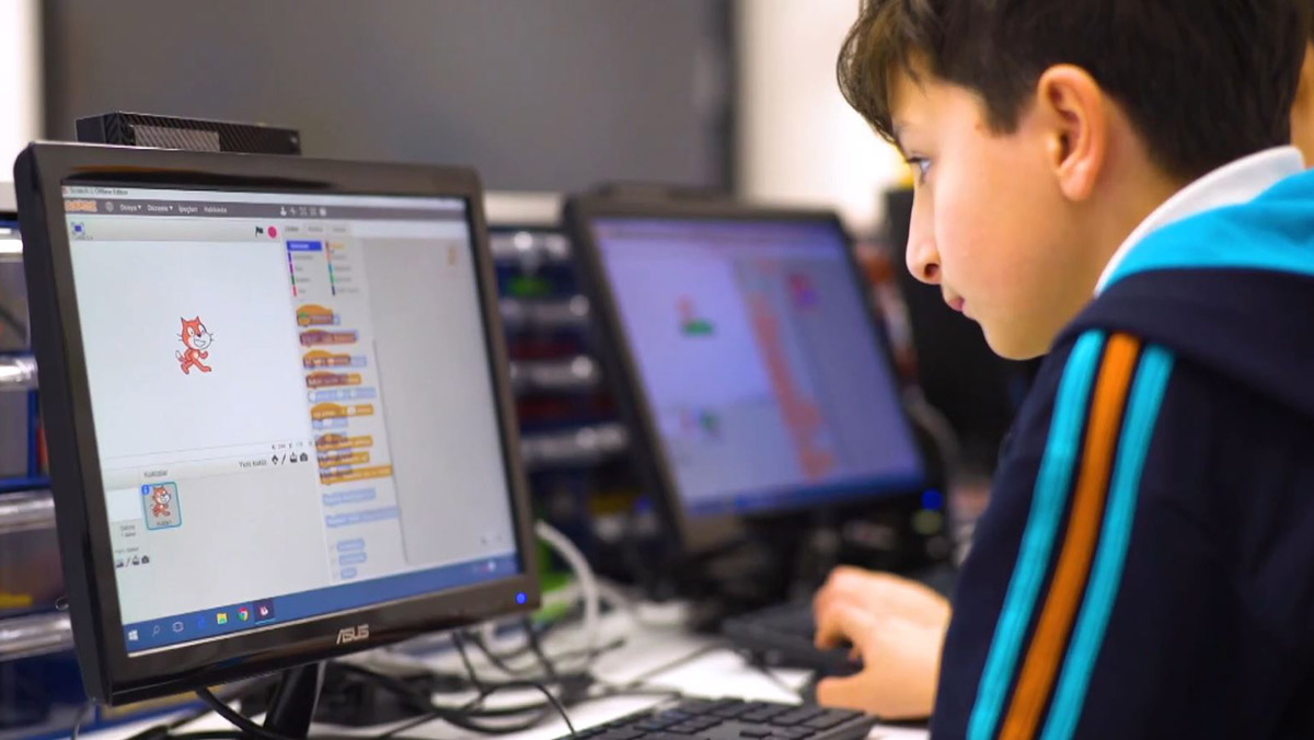 Eğitimde dijitalleşme hamleleri başlattık