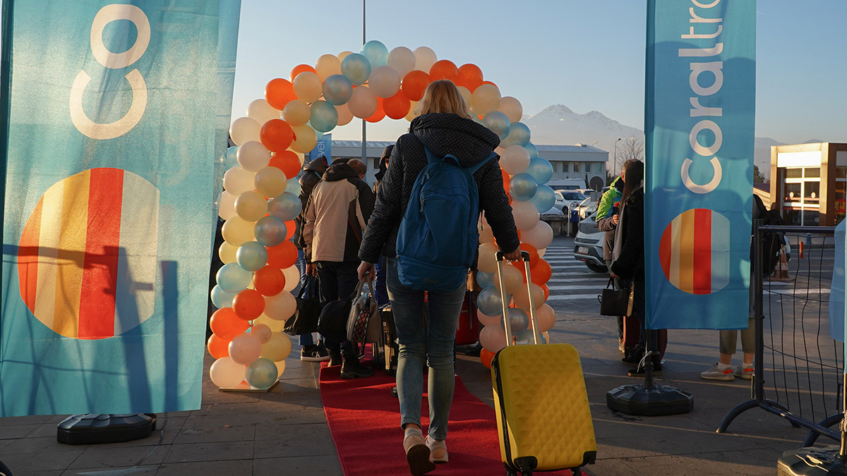 Erciyes'e charter uçuşları başladı