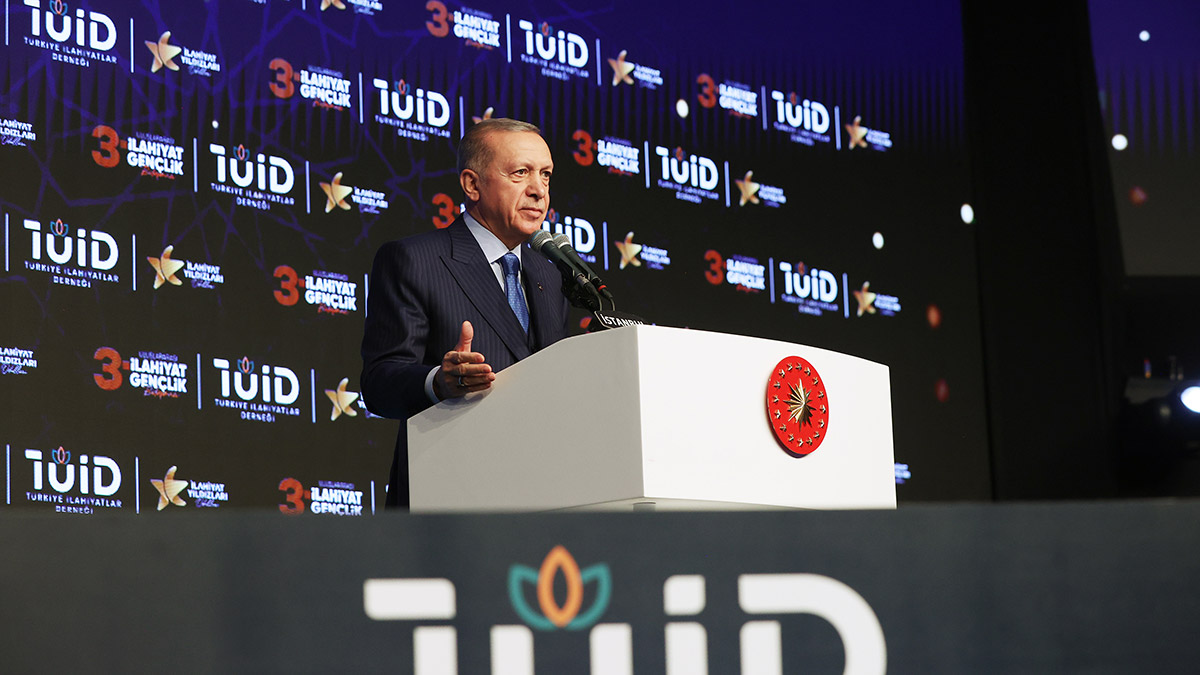 Erdoğan, İlahiyat Yıldızları Ödül Töreni'nde konuştu