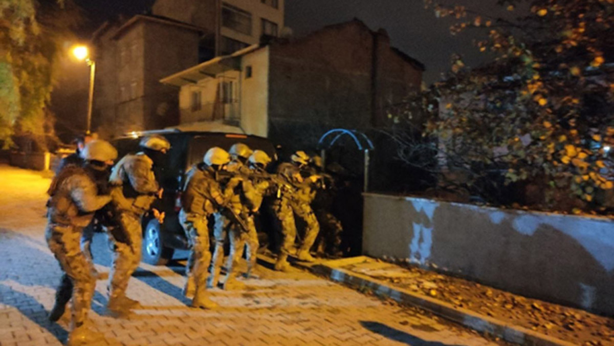 Eskişehir'deki Silindir operasyonunda 30 gözaltı