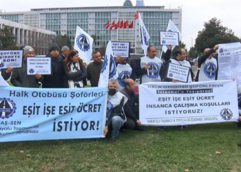 Halk otobüsü şoförlerinden İBB önünde eylem