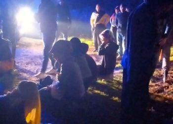 Hatay'da tarım işçilerinin servisi devrildi: 14 yaralı