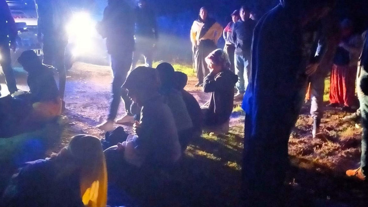 Hatay'da tarım işçilerinin servisi devrildi: 14 yaralı