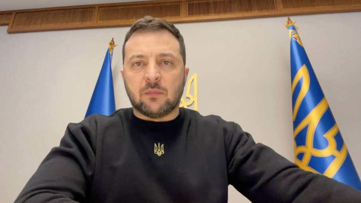 Herson’da Kızılhaç tıbbi yardım merkezi vuruldu