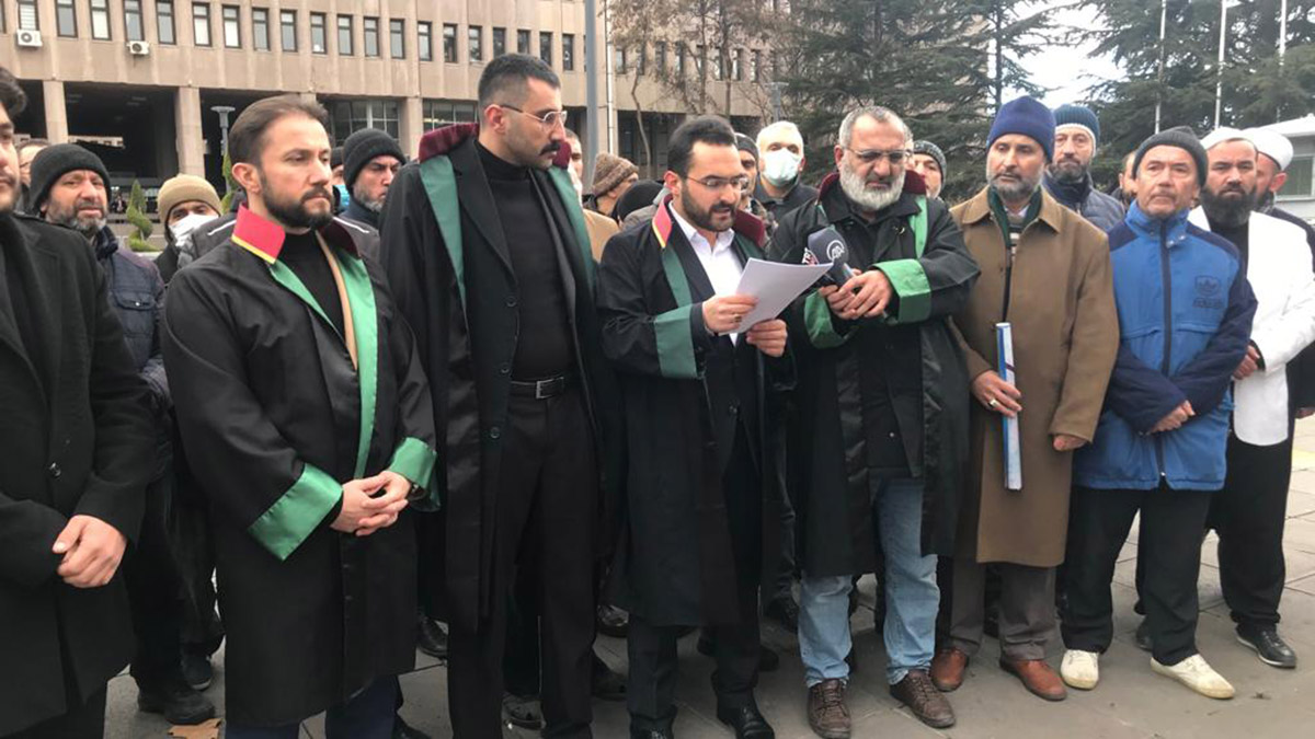 Hz. Muhammed ve hafızlara hakarete suç duyurusu