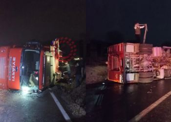 İhbara giden itfaiye aracı devrildi; 3 yaralı