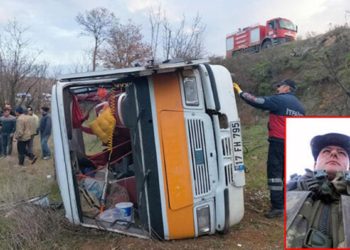 İşçileri taşıyan minibüs devrildi; 1 ölü, 9 yaralı