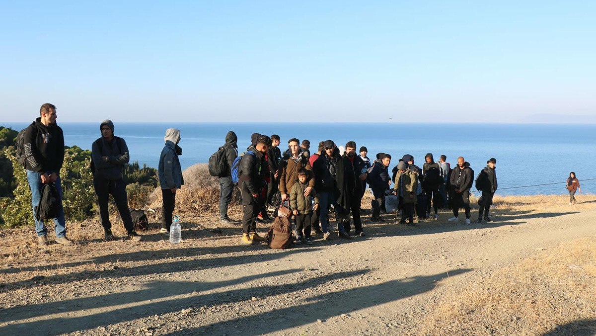 İzmir'de 442 kaçak göçmen yakalandı