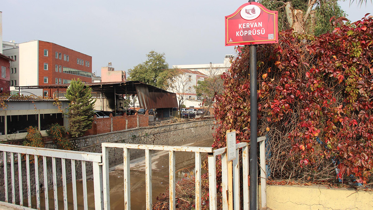 İzmir'in altında unutulan su yolu: Boyacı Deresi