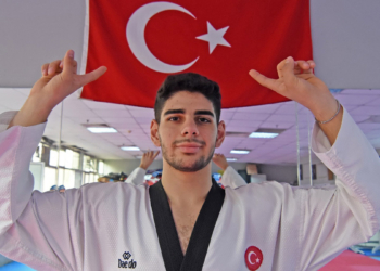 İzmirli Mehmet Efe, Balkan Şampiyonu oldu