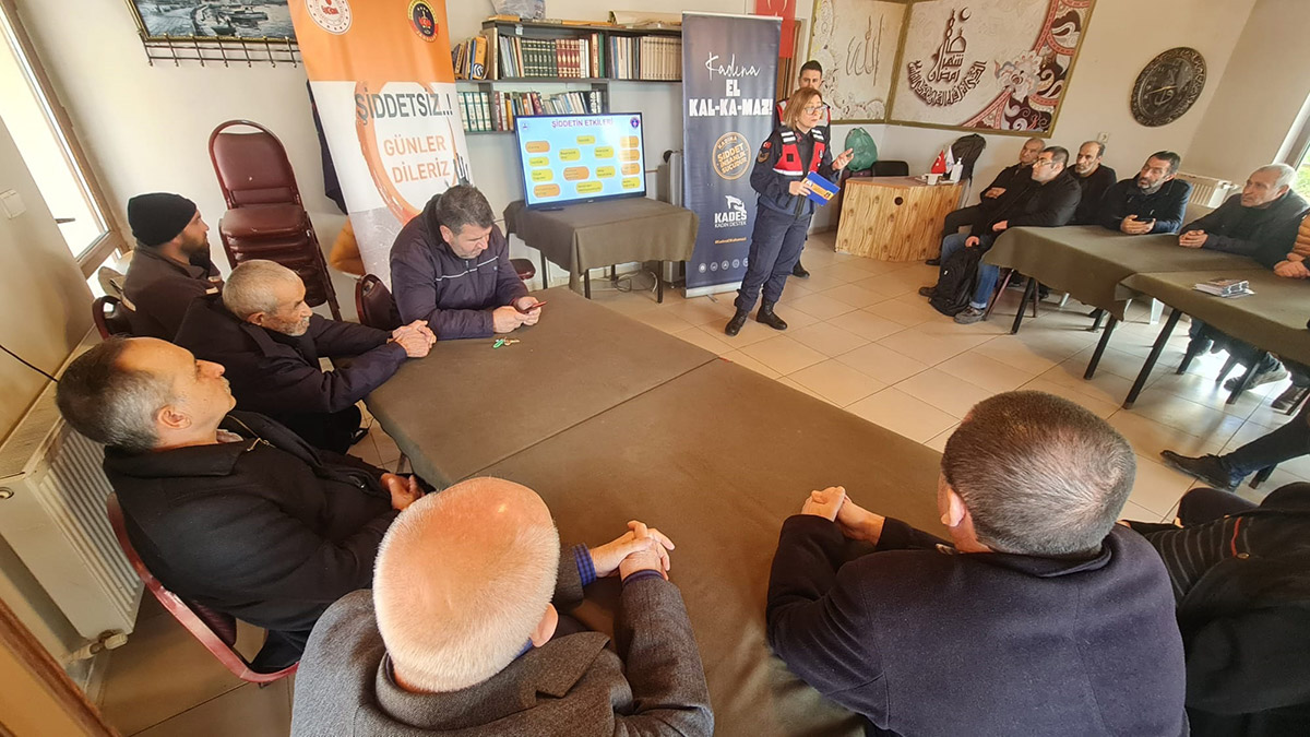 Jandarmadan kadına şiddete karşı 18 bin kişiye eğitim