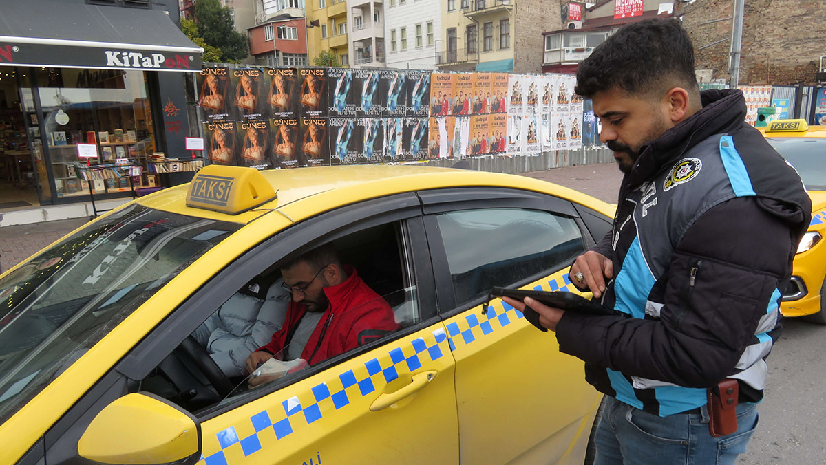 Kadıköy'de taksilere denetim
