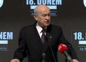Karşımızdaki siyaset tablosunda aile dramı yaşanmakta