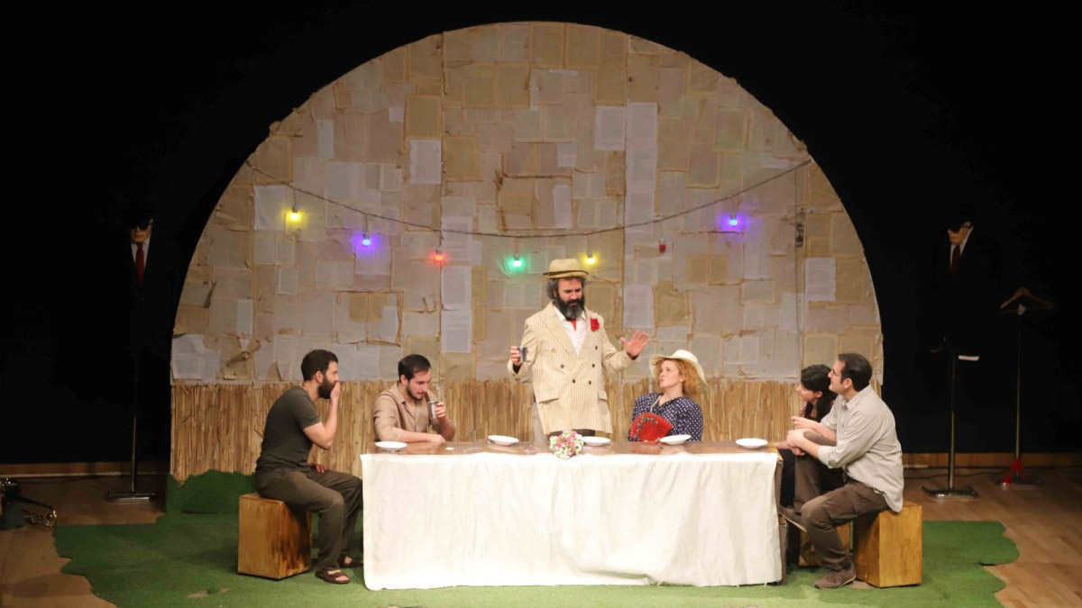 Kartal'da Rosa Lüksemburg ve Son Ada tiyatrosu