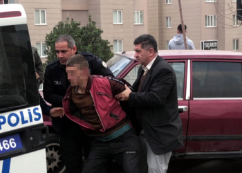 Kazaya karışan otomobil çalıntı çıktı